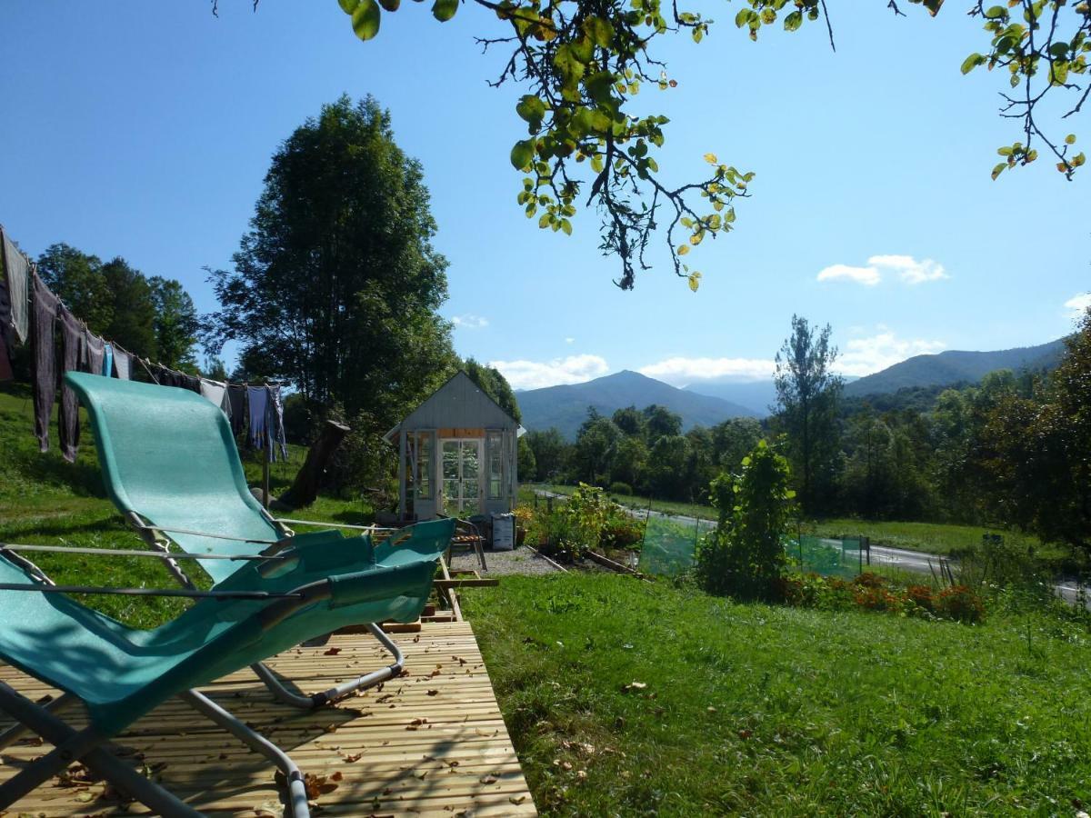 Les Deux Velos Chambres D'Hotes-Table D'Hotes Biert Exteriör bild